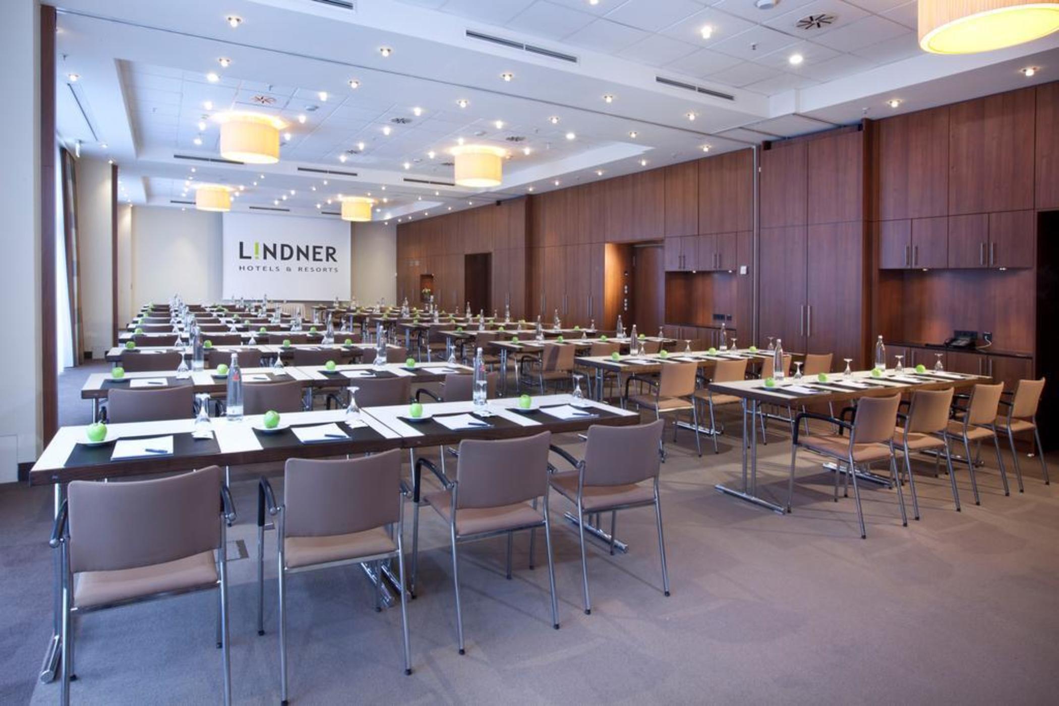 Lindner Hotel Hamburg Am Michel, Part Of Jdv By Hyatt Exterior photo